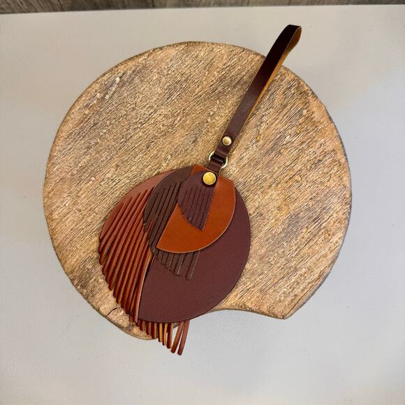 Portland Leather Picasso Tassel Bag Charm PORTRAIT Picasso Tassel Boho Bag Charm - Picture 6 of 6